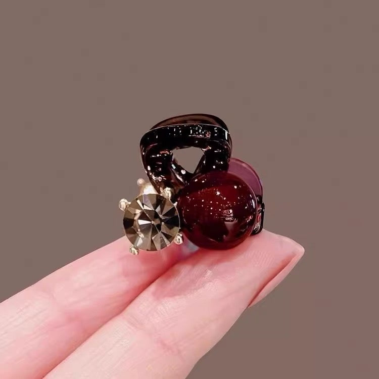Water Diamond Camellia Bead Gripper Women's 2025 New Style Light Luxury Premium Design Hair Clip, Back of the Head Coiled Hair Ornament