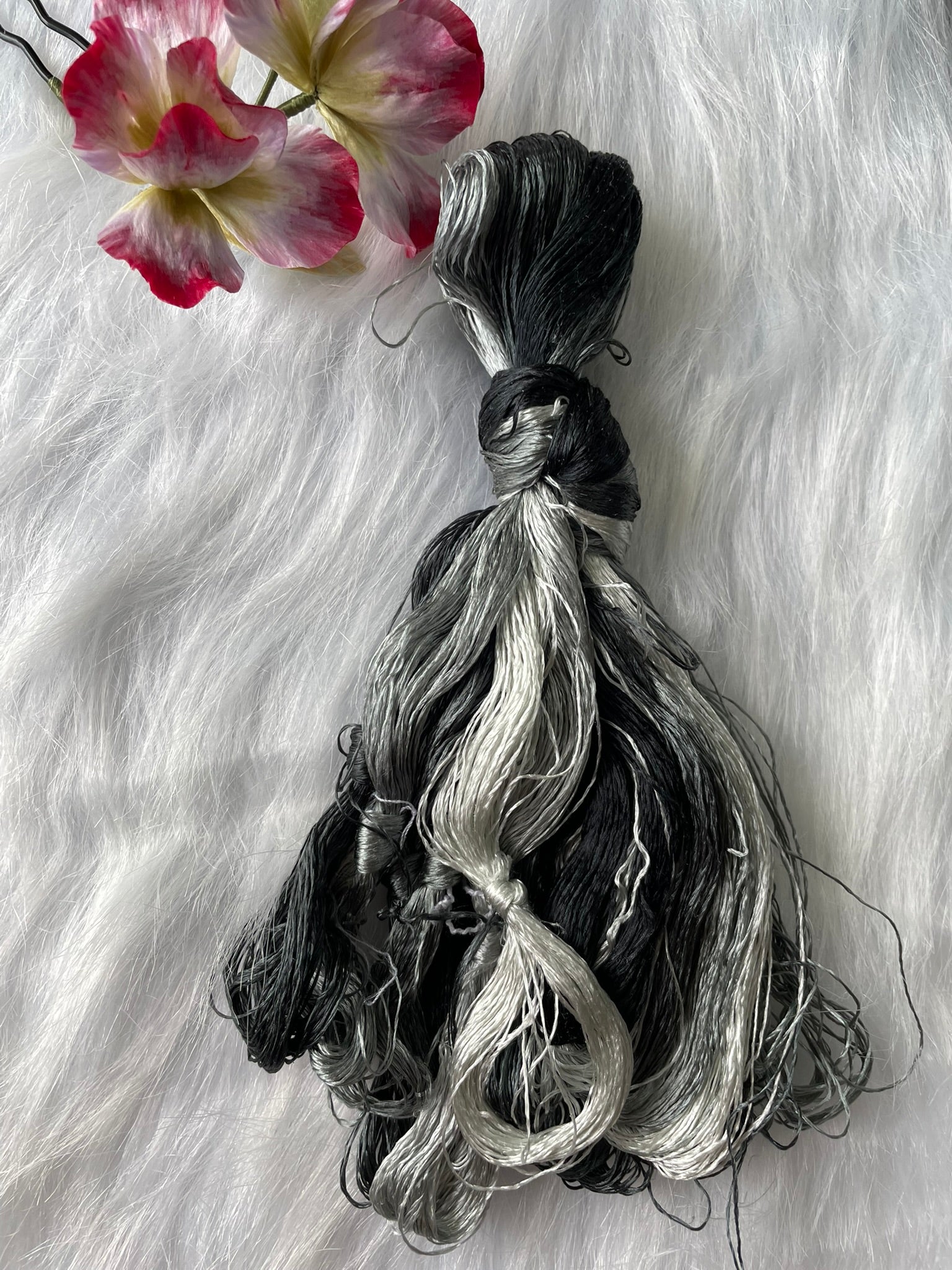 100%real natural mulberry silk,hand-dyed Suzhou embroidery silk floss/thread