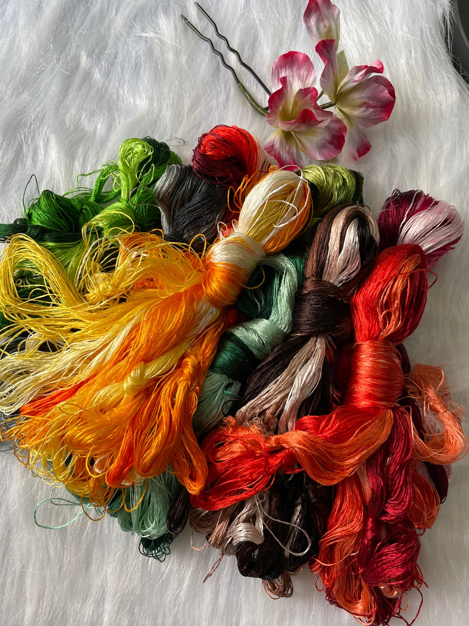 100%real natural mulberry silk,hand-dyed Suzhou embroidery silk floss/thread