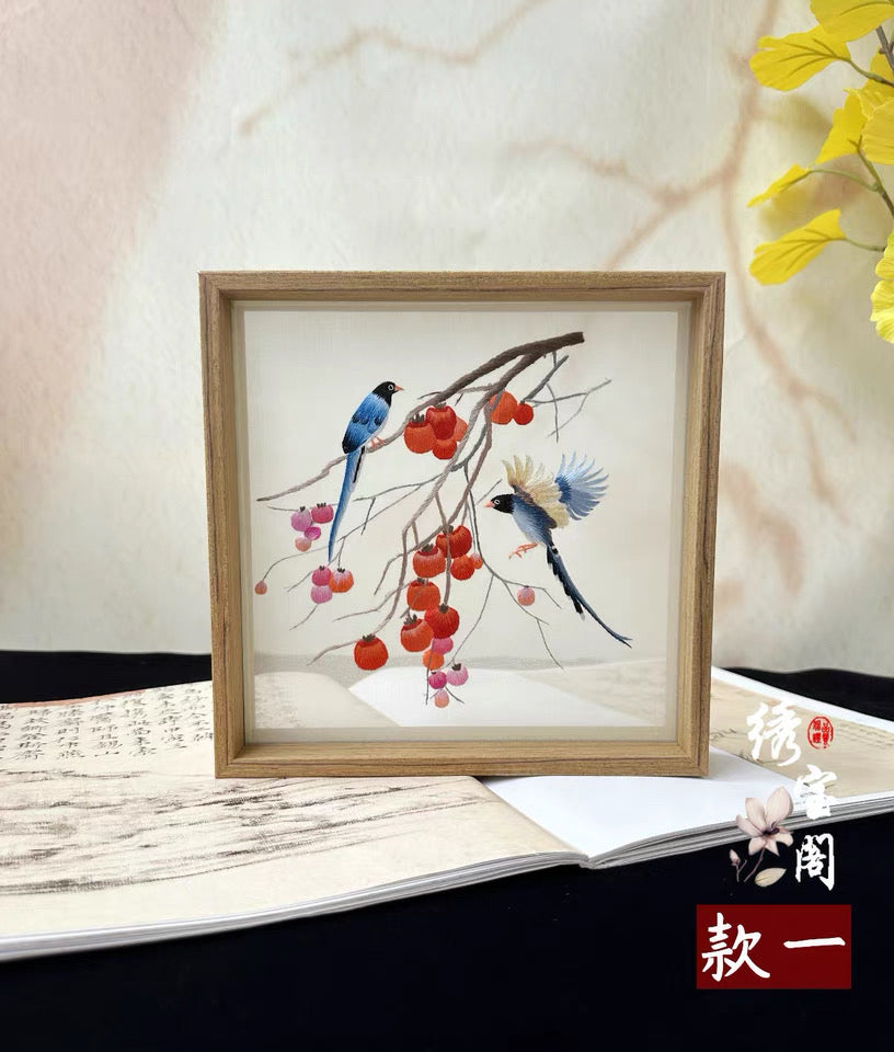 Elegant gift double-sided hand embroidered Suzhou embroidery silk art with frame