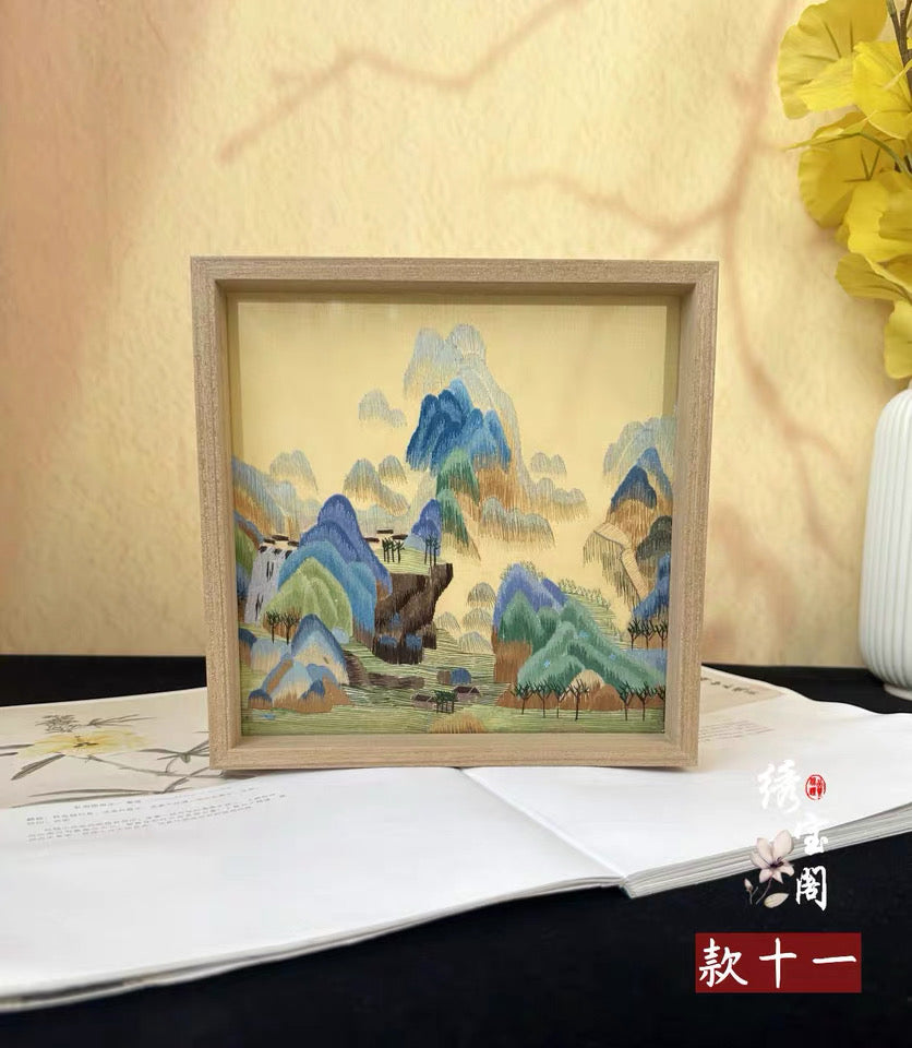 Elegant gift double-sided hand embroidered Suzhou embroidery silk art with frame