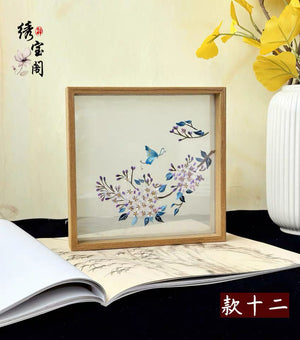 Elegant gift double-sided hand embroidered Suzhou embroidery silk art with frame