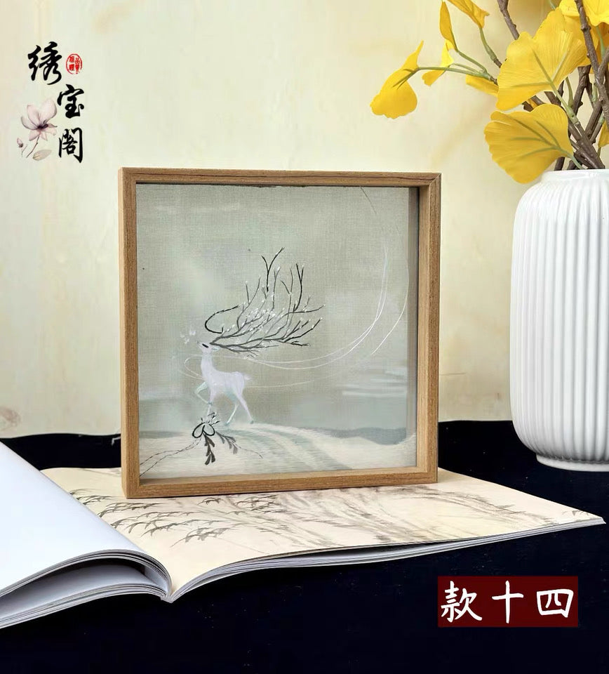 Elegant gift double-sided hand embroidered Suzhou embroidery silk art with frame