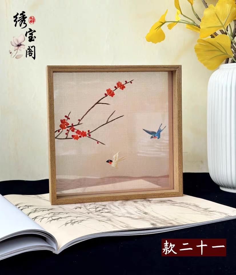 Elegant gift double-sided hand embroidered Suzhou embroidery silk art with frame