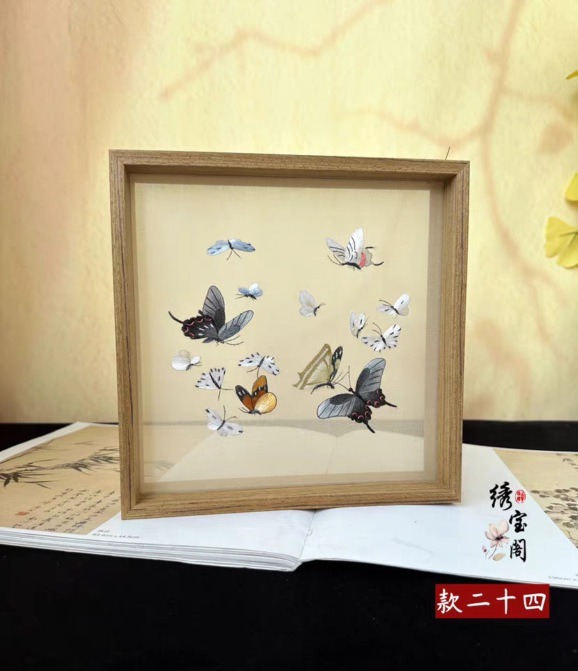 Elegant gift double-sided hand embroidered Suzhou embroidery silk art with frame