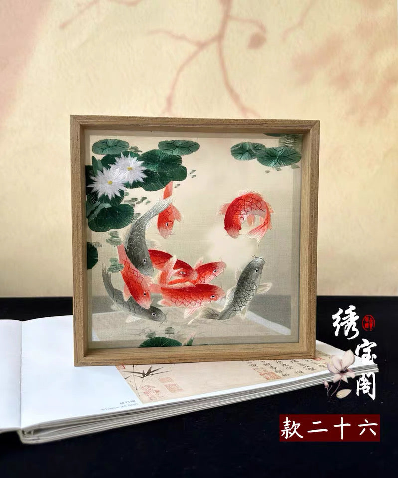 Elegant gift double-sided hand embroidered Suzhou embroidery silk art with frame