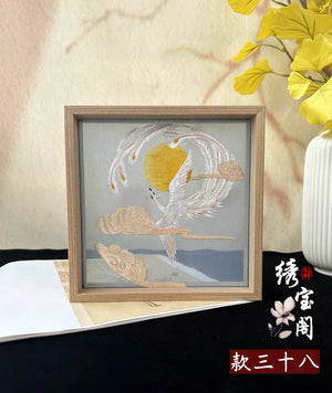 Elegant gift double-sided hand embroidered Suzhou embroidery silk art with frame
