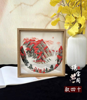 Elegant gift double-sided hand embroidered Suzhou embroidery silk art with frame