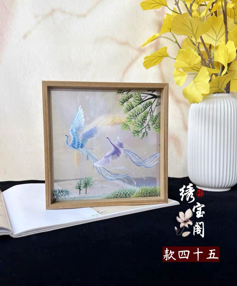 Elegant gift double-sided hand embroidered Suzhou embroidery silk art with frame