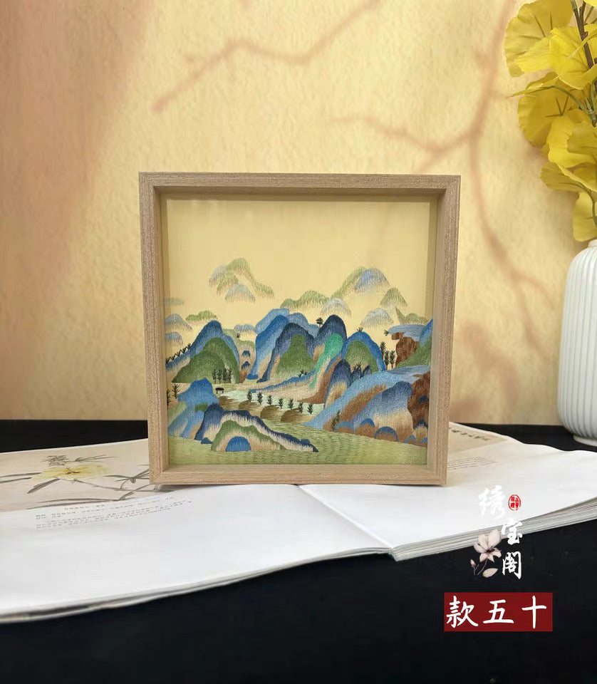 Elegant gift double-sided hand embroidered Suzhou embroidery silk art with frame