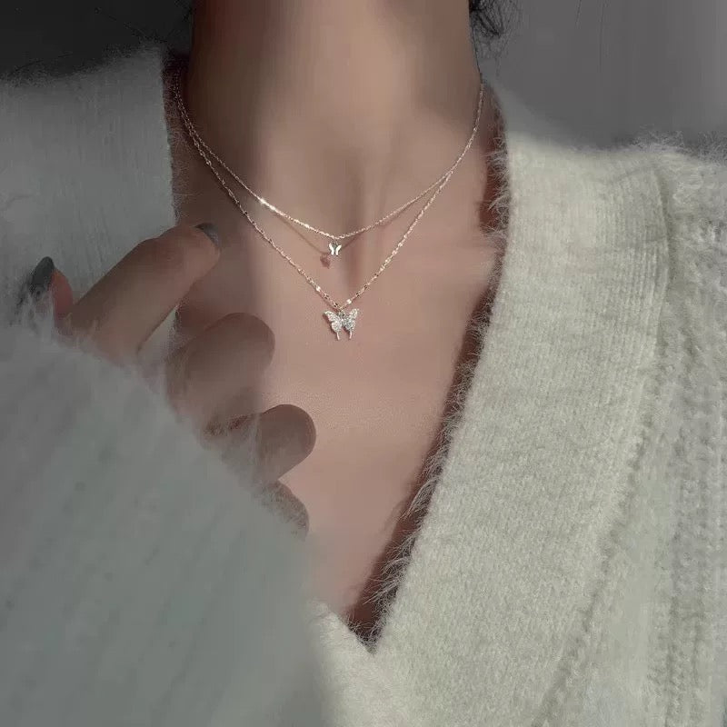 Elf double-layer butterfly gypsophila five-pointed star necklace for female niche design, cool and delicate collarbone chain