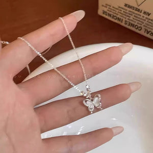 Elf double-layer butterfly gypsophila five-pointed star necklace for female niche design, cool and delicate collarbone chain