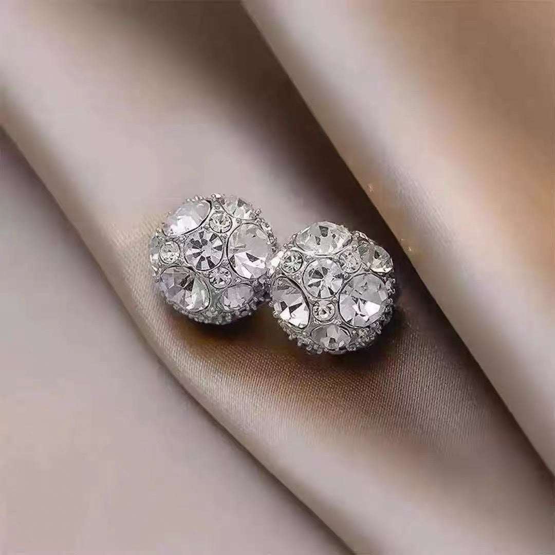 New ear studs with magnetic suction ear clips for women, zircon super sparkling earrings non removable ear bone clips, versatile