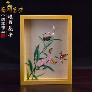 Elegant gift double-sided hand embroidered Suzhou embroidery silk art with frame