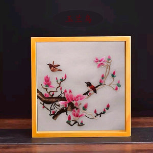 Elegant gift double-sided hand embroidered Suzhou embroidery silk art with frame