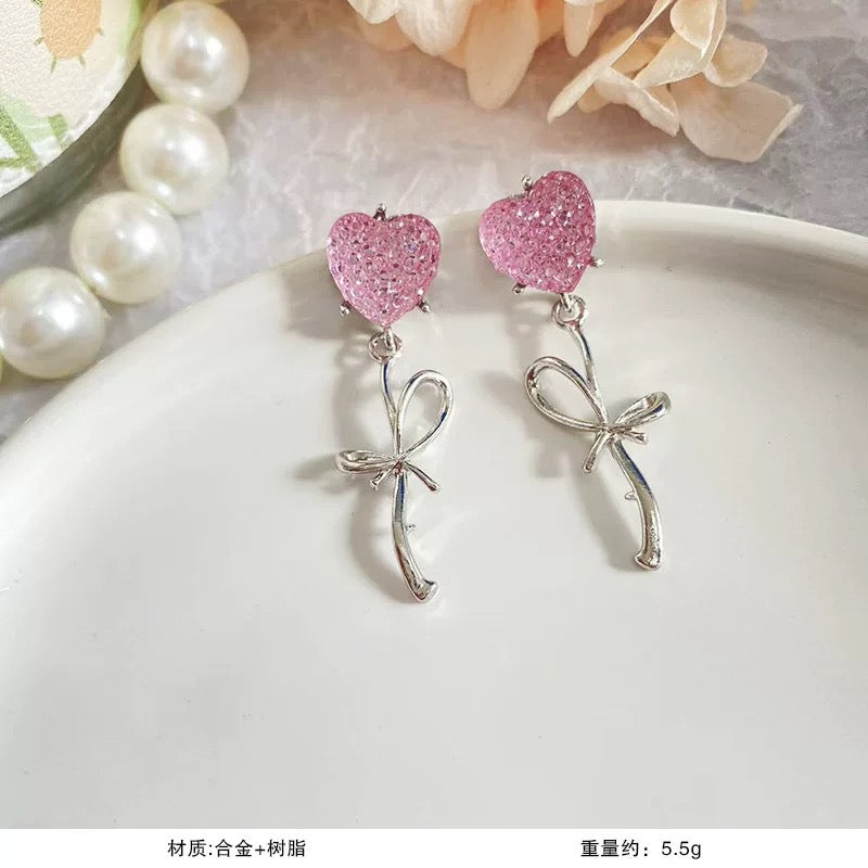 Super fairy sweet and cute earrings, fashionable and versatile 925 silver needle earrings, women's light luxury high-end temperament earrings A9141