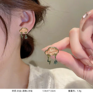 Super fairy sweet and cute earrings, fashionable and versatile 925 silver needle earrings, women's light luxury high-end temperament earrings A9141