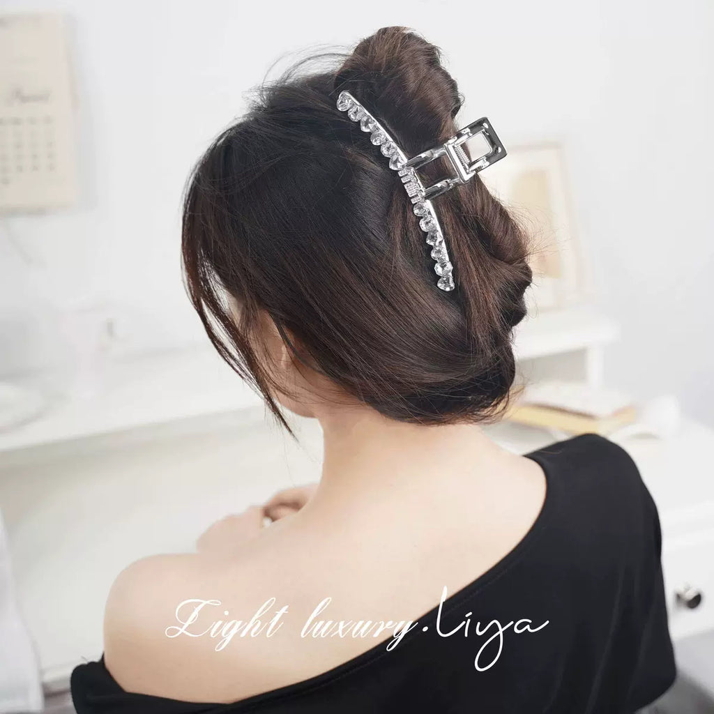 Diamond Love Hair Clip for Women, Back of the Head, Ladies' hair styling, Grip Clip, Simple Clip, Headpiece, Shark Clip A963