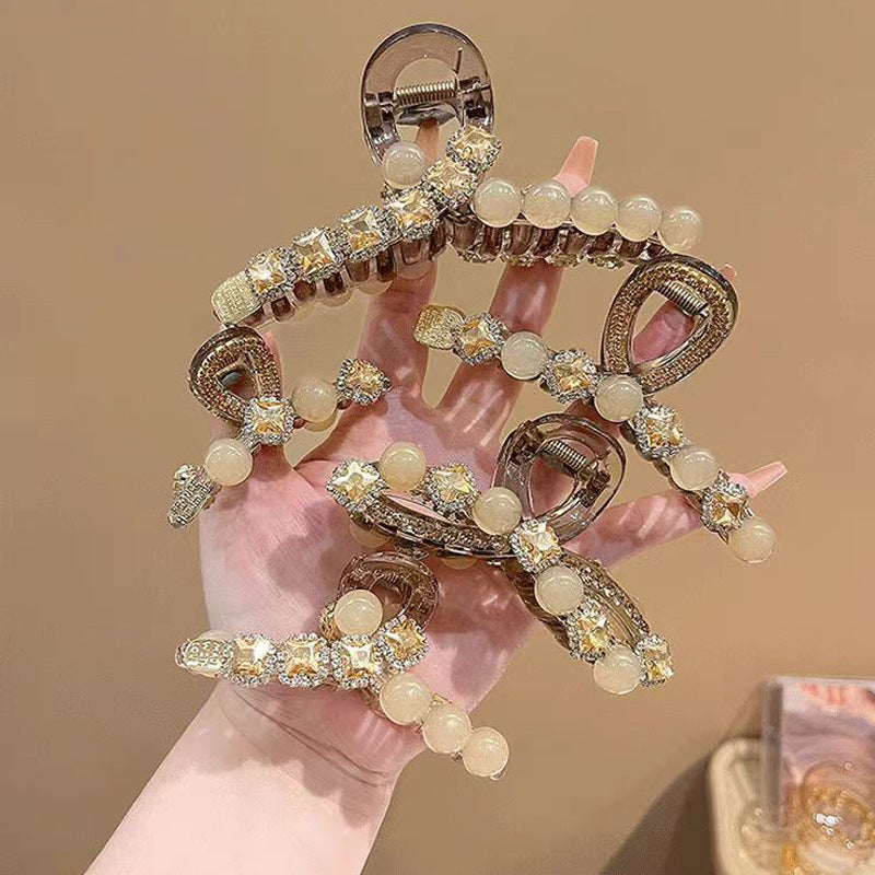 Exquisite pearl diamond coil hair clip for women, high-end hair clip for ladies, elegant and atmospheric shark clip headwear A972