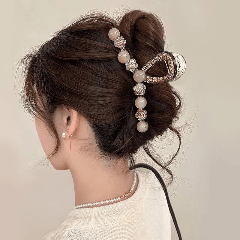 Elegant Camellia Bead Grasp Clip Large Hair Volume Female Back of Head High end Coiled Hair Shark Clip Hairpin A975