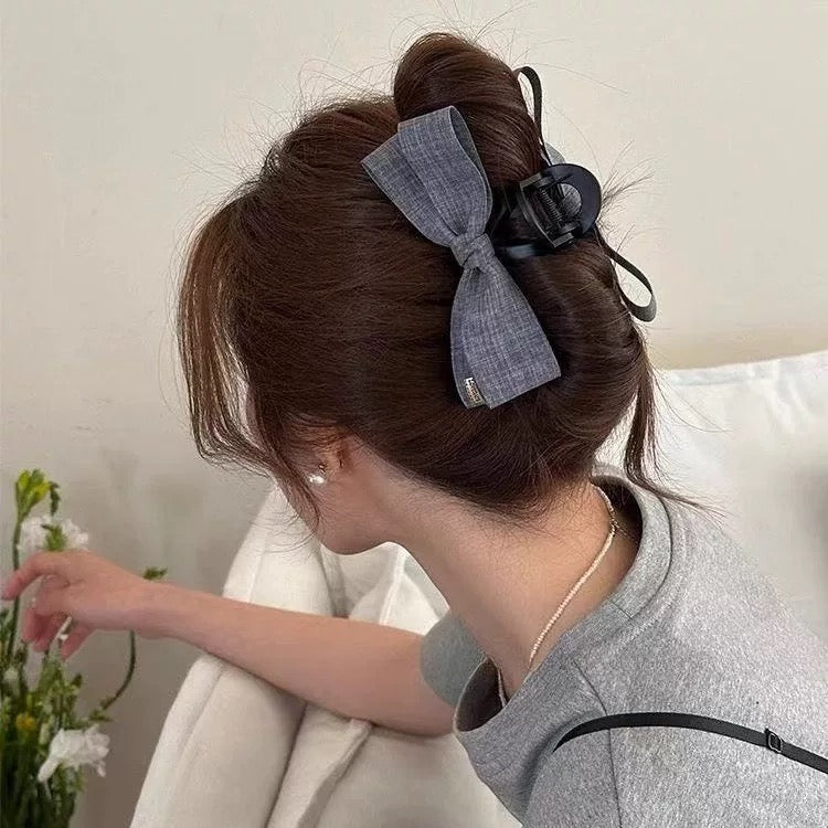 Korean style fashionable denim bow clip with high-end feel hair clip, large shark clip headband at the back of the head A978