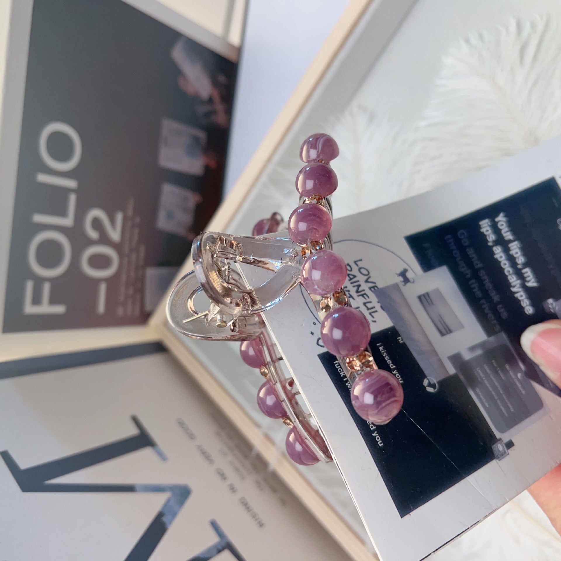 Super sized pearl grip clip for women's high-end hair accessories at the back of the head, with a net red hair clip, temperament, shark clip, and a large amount of hair A983