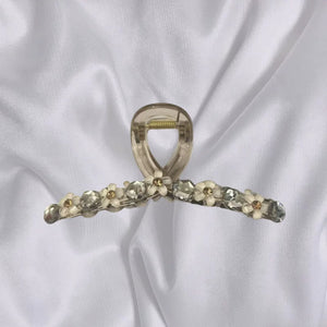 High end camellia fashion versatile large sparkling diamond pearl clip for women's hair clip, shark clip at the back of the head A985