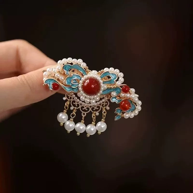 Retro and dynamic tassel, burned blue pearl bead hair clip, headwear, court classical charm A8301