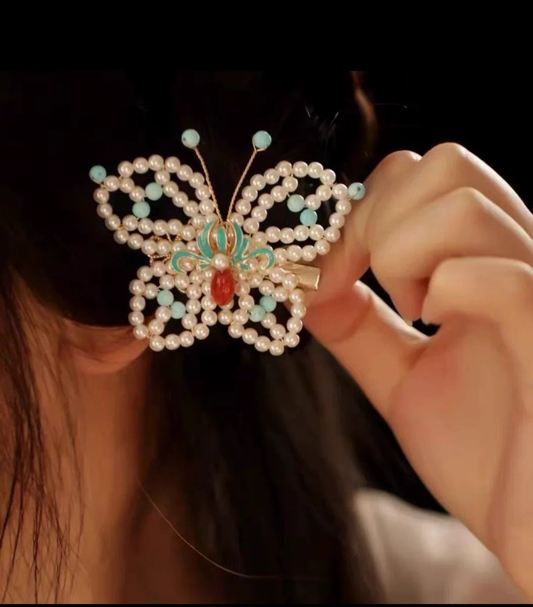 Retro and dynamic tassel, burned blue pearl bead hair clip, headwear, court classical charm A8301