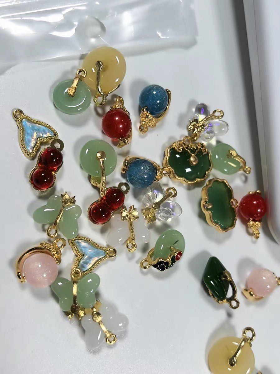 【Mixed DIY Jewelry Accessories】 Alloy Handmade Beaded Bracelet Necklace Pendant Accessories A812