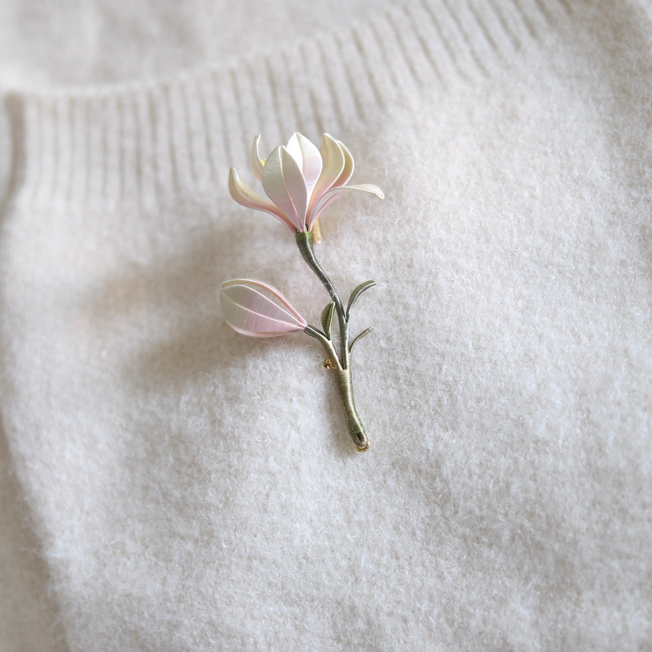 Intangible Cultural Heritage wrapping flower brooch magnolia A1129