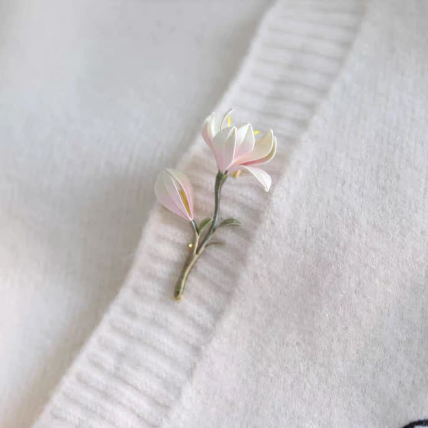 Intangible Cultural Heritage wrapping flower brooch magnolia A1129