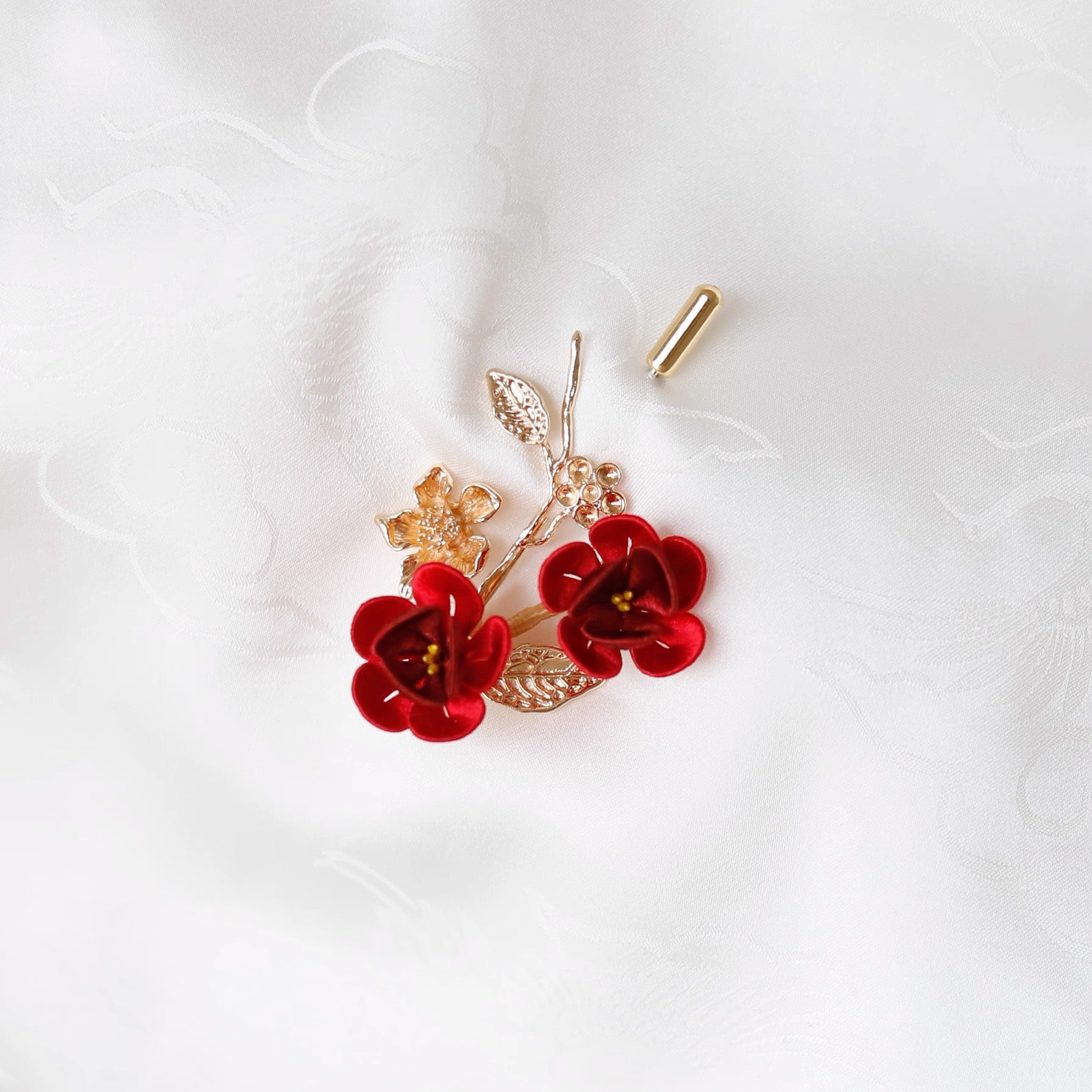 Intangible Cultural Heritage wrapping flower brooch plum A1161