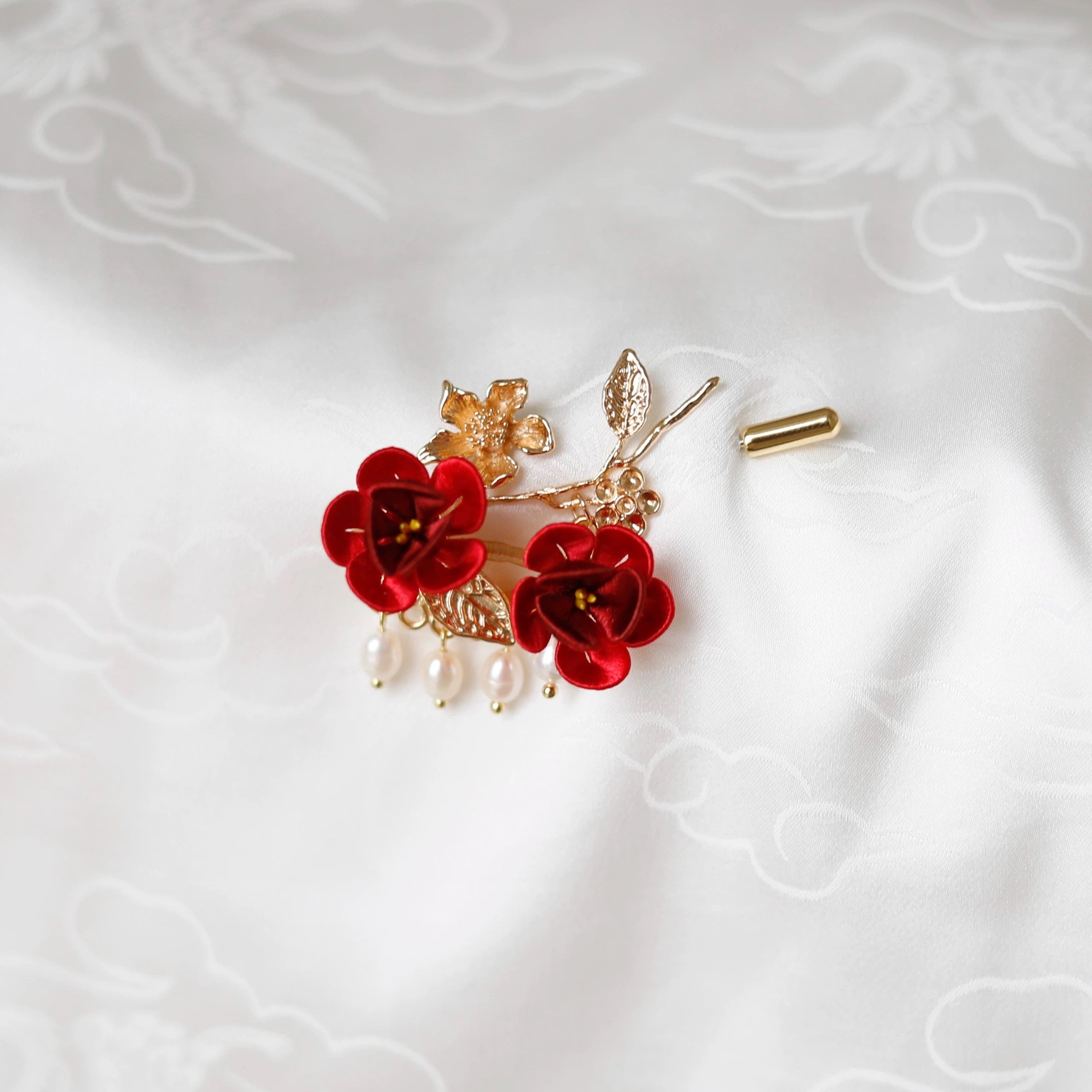 Intangible Cultural Heritage wrapping flower brooch plum A1161