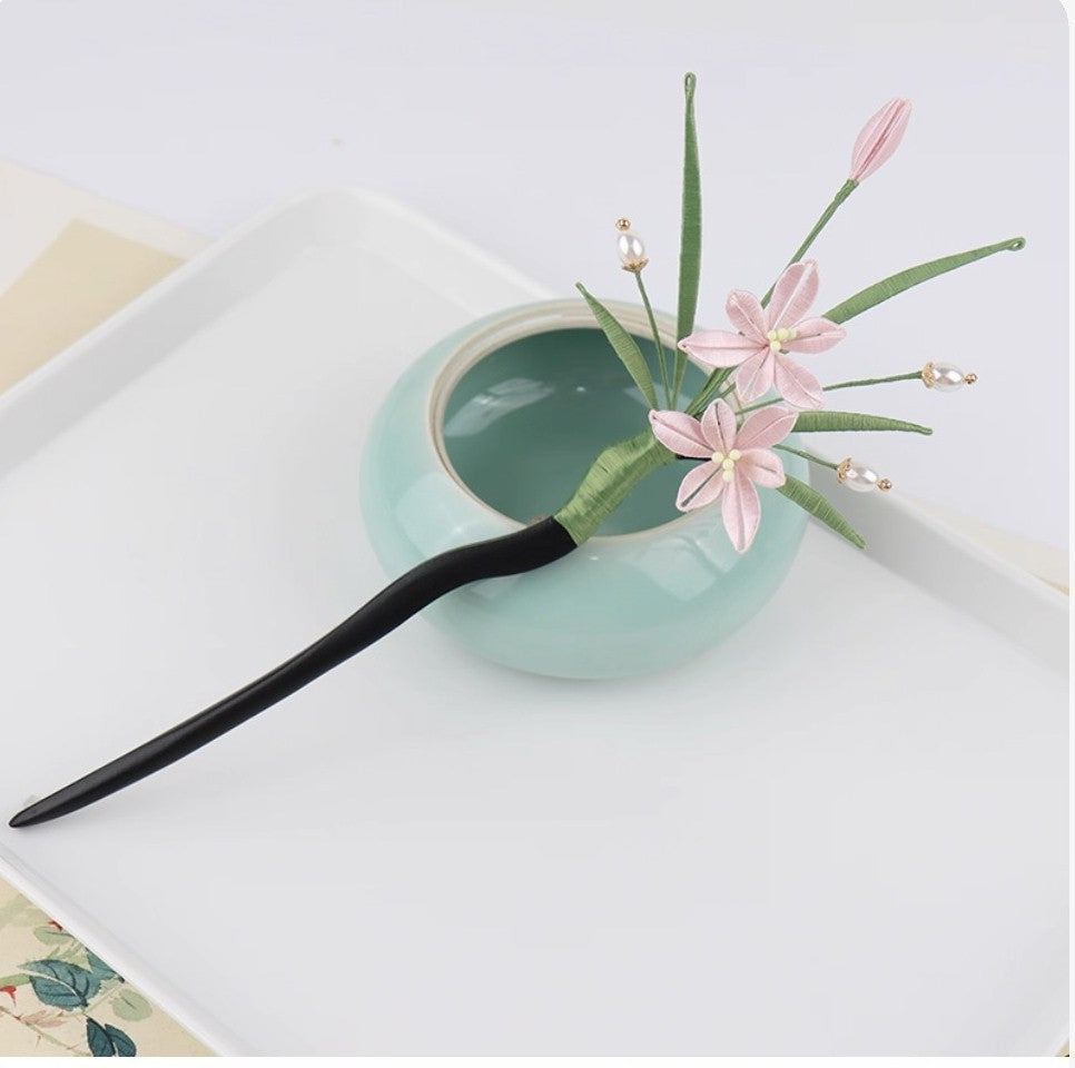 Handicraft hairpin brooch decoration mulberry silk thread wrapped flower DIY material kits A1010