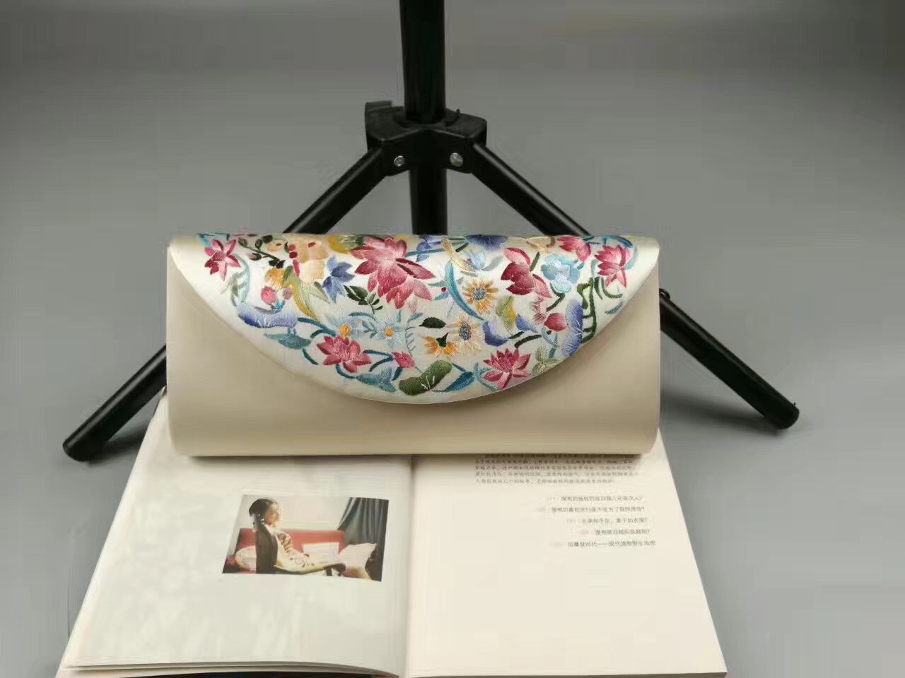 Decent Hand embroidered suzhou embroidery dinner handbag gift bag