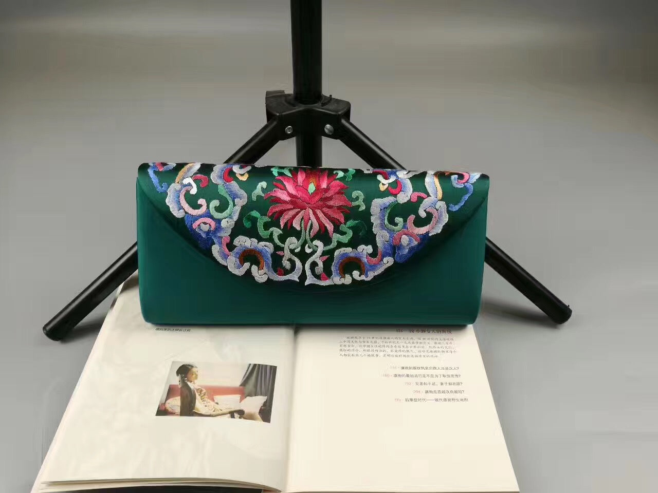 Decent Hand embroidered suzhou embroidery dinner handbag gift bag