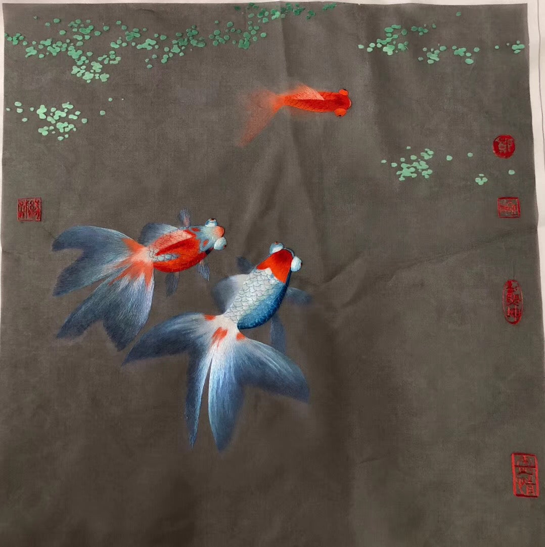 hand su embroidery goldfish