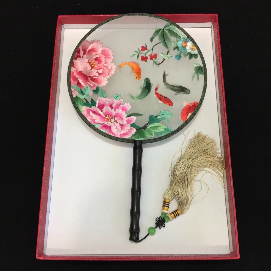 hand su embroidery fan:fishes peony