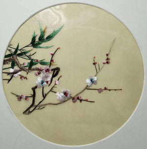 Hand su embroidery:lady flowers birds animals landscapes still life (two-sided reversible ) 20cm