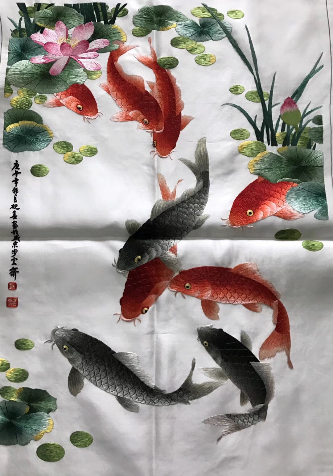 Hand embroideried Su Embroidery Art:carp fish lotus cock peony dragon vase 60cm 3918