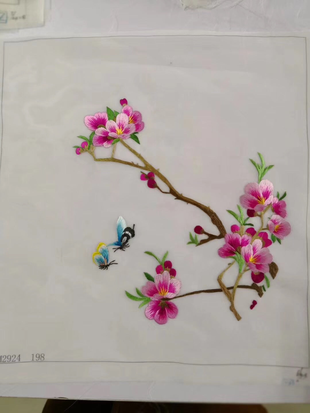 Hand su embroidery:flowers birds animals landscapes still life (two-sided reversible ) 20cm 3918